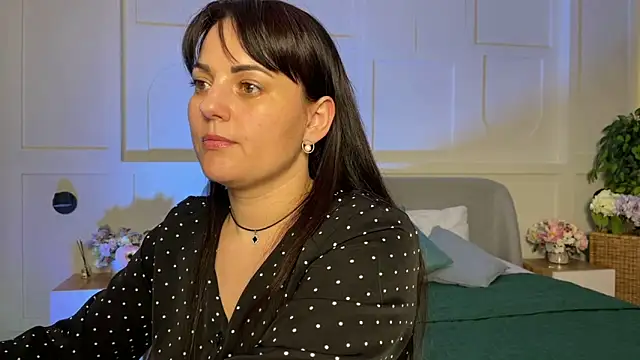 Snapshot of _SilkyShadow_ chatting on February 3, 6:22 am SilkyShadow online show from February 3, 6:22 am