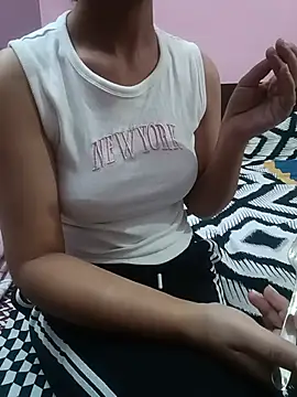 eddy girl online show from July 15, 10:11 am