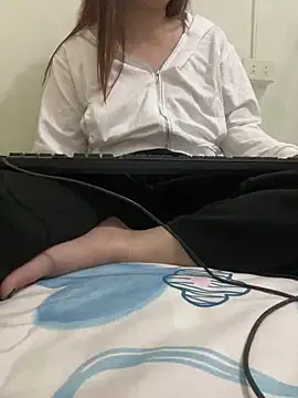 -Mimiu- online show from February 15, 1:21 pm