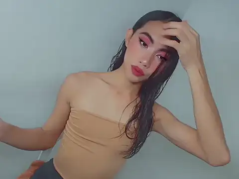 Massivecockfiona online show from February 22, 5:32 am