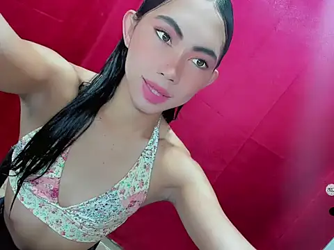 Massivecockfiona online show from March 6, 5:24 am