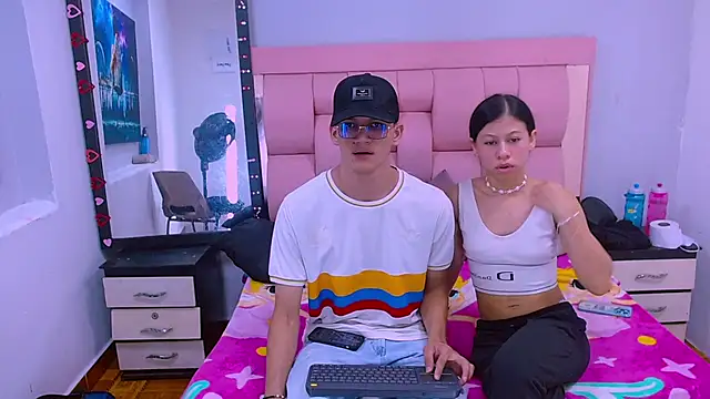 Sophi and Jack online show from March 10, 11:20 pm