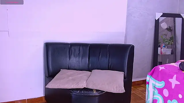 Sophi and Jack online show from March 26, 10:40 pm