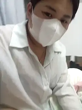 Minaa2x online show from March 6, 4:57 pm