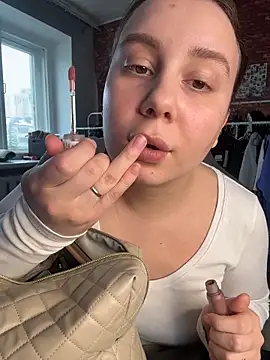 AnnaSeint online show from March 15, 1:18 pm