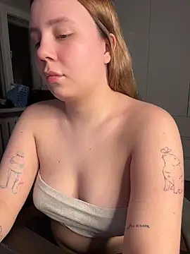 AnnaSeint online show from April 22, 8:26 pm