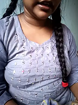 Snapshot of Desi_Nil_pori chatting on January 16, 2:48 am Desi Nil pori online show from January 16, 2:48 am