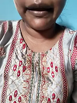 Desi Nil pori online show from April 21, 3:02 am