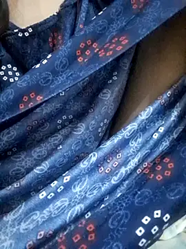 Hoty 132 online show from January 15, 1:42 am