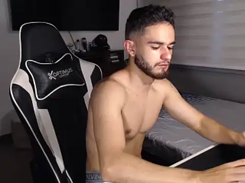 Massimo jiovano online show from January 17, 11:19 pm