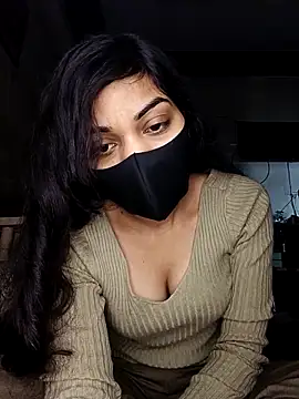 Snapshot of sexygirl889 chatting on February 9, 5:05 am sexygirl889 online show from February 9, 5:05 am