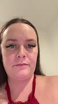 Snapshot of carinabro10 chatting on June 17, 8:47 am carinabro10 online show from June 17, 8:47 am