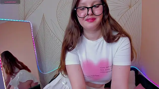 Lana Delanay online show from January 18, 2:37 am