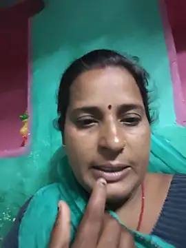 Snapshot of Reena_lodha chatting on July 12, 11:27 pm Reena lodha online show from July 12, 11:27 pm