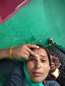 Snapshot of Reena_lodha chatting on June 29, 6:42 am Reena lodha online show from June 29, 6:42 am