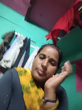 Snapshot of Reena_lodha chatting on June 20, 10:42 am Reena lodha online show from June 20, 10:42 am
