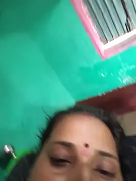 Snapshot of Reena_lodha chatting on July 10, 10:48 am Reena lodha online show from July 10, 10:48 am