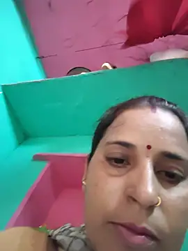 Snapshot of Reena_lodha chatting on June 11, 7:27 am Reena lodha online show from June 11, 7:27 am