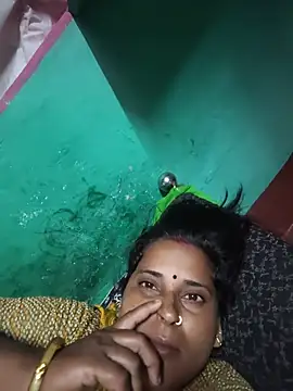 Snapshot of Reena_lodha chatting on June 24, 11:13 pm Reena lodha online show from June 24, 11:13 pm