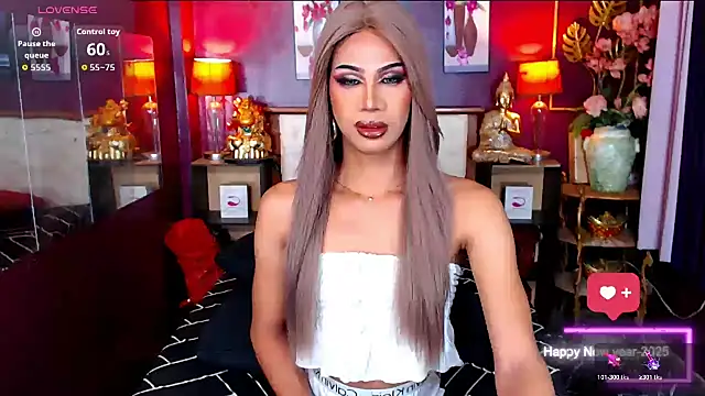 SEDUCTIVExDEMI online show from February 5, 6:15 pm