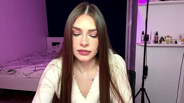 MachelleSpader online show from March 24, 9:20 am