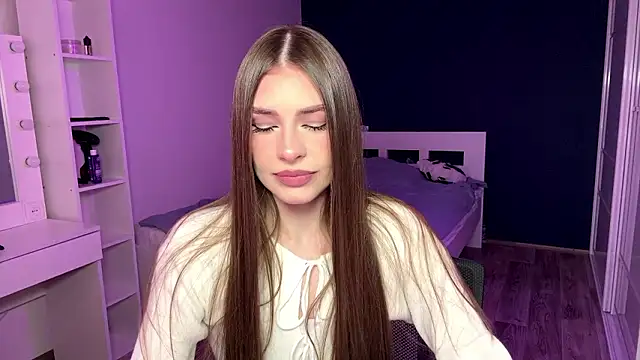 MachelleSpader online show from March 12, 8:18 am