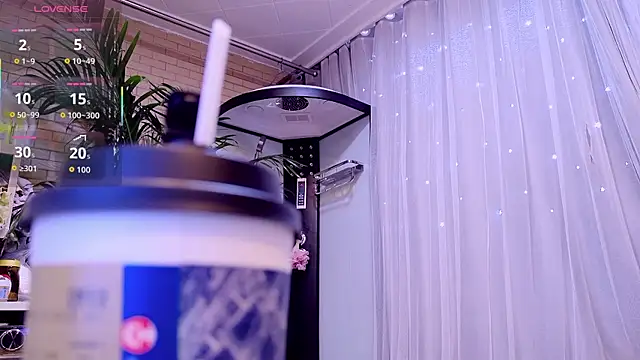 neinei bao online show from March 28, 1:28 am