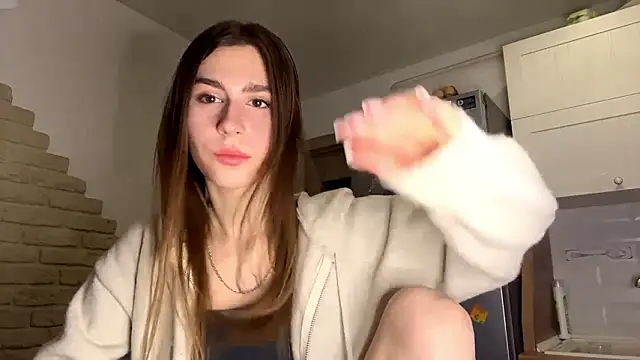 Snapshot of ElsieKuhlmann chatting on February 3, 5:05 am ElsieKuhlmann online show from February 3, 5:05 am