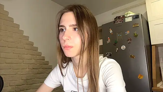 ElsieKuhlmann online show from March 24, 9:04 pm