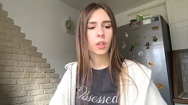 ElsieKuhlmann online show from April 7, 2:08 pm