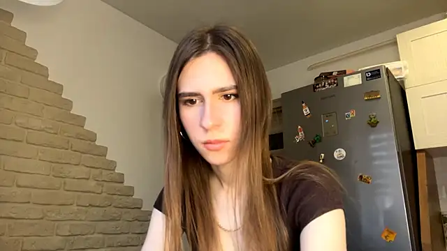 ElsieKuhlmann online show from March 12, 5:02 am