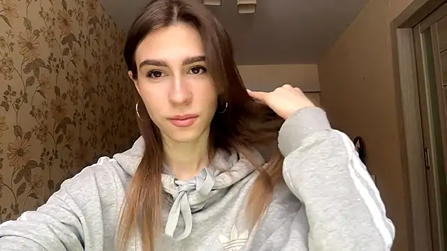 ElsieKuhlmann online show from January 13, 8:07 am