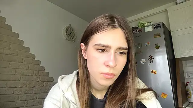 ElsieKuhlmann online show from April 9, 2:12 pm