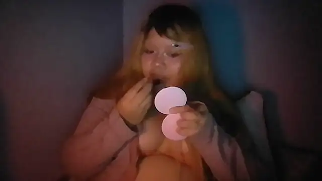 angelitita online show from March 27, 8:26 am