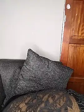 BigTitsPoshh online show from January 8, 1:39 pm