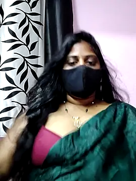 Snapshot of suma_telugu1 chatting on July 5, 2:27 am suma telugu1 online show from July 5, 2:27 am
