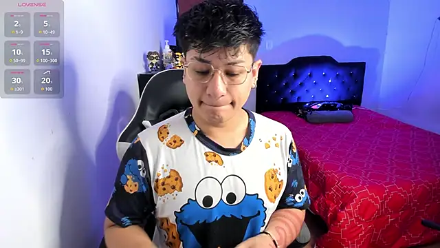 Snapshot of Theo_Rowan chatting on January 9, 11:28 am Theo Rowan online show from January 9, 11:28 am