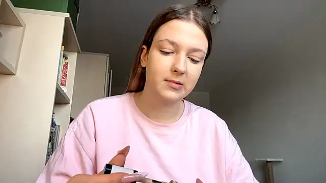 JammieMickiewicz online show from February 9, 7:17 am