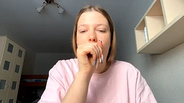 Snapshot of JammieMickiewicz chatting on January 14, 8:29 am JammieMickiewicz online show from January 14, 8:29 am