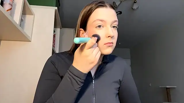 JammieMickiewicz online show from February 13, 8:36 am