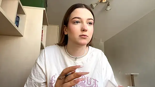 JammieMickiewicz online show from February 16, 8:24 am