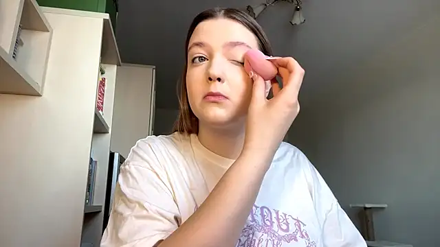 JammieMickiewicz online show from February 10, 7:18 am