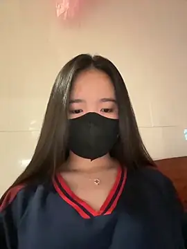 Gwen879 online show from March 23, 12:22 am