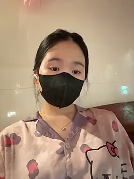 Gwen879 online show from April 6, 4:08 am