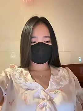 Gwen879 online show from March 26, 12:31 am