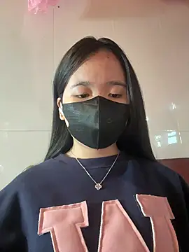 Gwen879 online show from January 15, 2:48 am