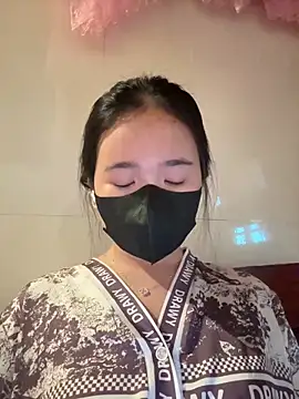 Gwen879 online show from March 1, 12:43 am