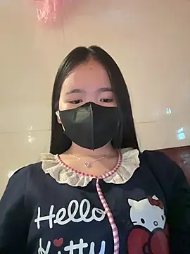 Gwen879 online show from February 7, 1:24 am