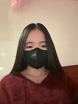 Gwen879 online show from March 10, 10:25 pm