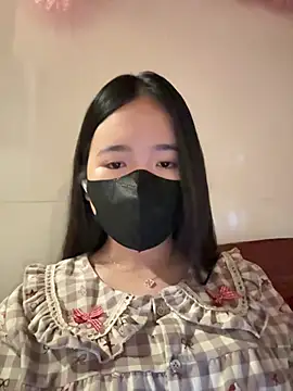 Gwen879 online show from February 27, 12:33 am